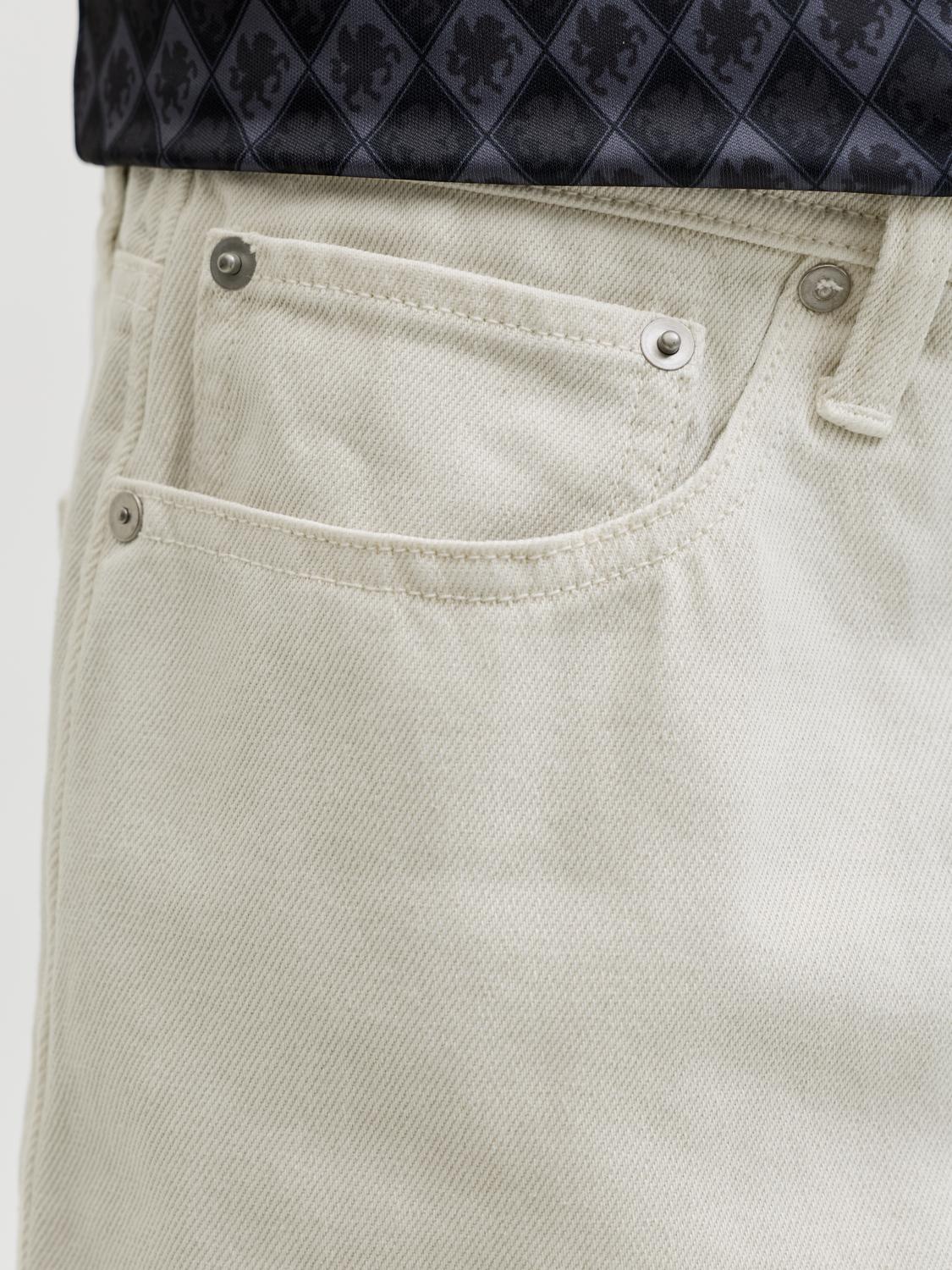 model_shot-detail